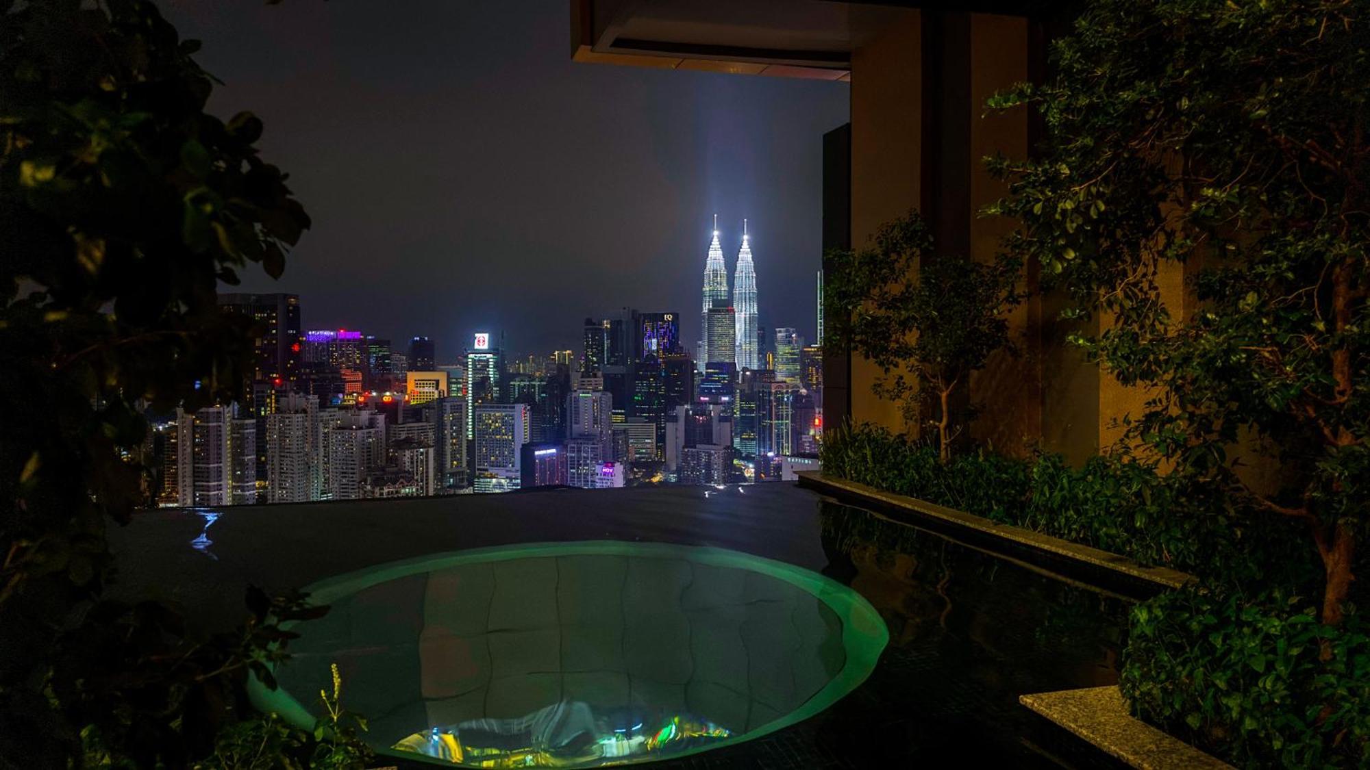 Harmony Luxury Suites At Lucentia Bukit Bintang City Center Kuala Lumpur Luaran gambar