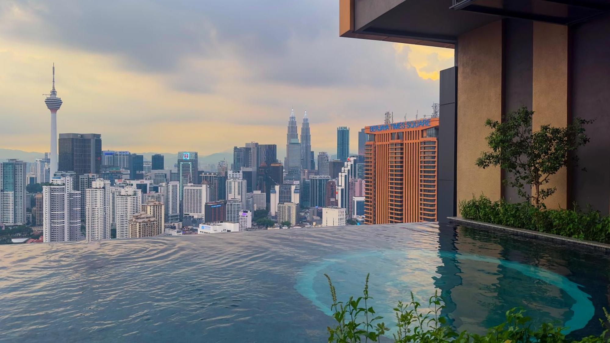 Harmony Luxury Suites At Lucentia Bukit Bintang City Center Kuala Lumpur Luaran gambar